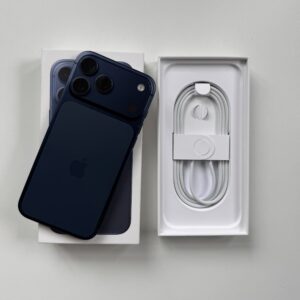 iPhone 17 Pro Max 256GB Blauw | Krasvrij scherm | Batterijconditie 100%